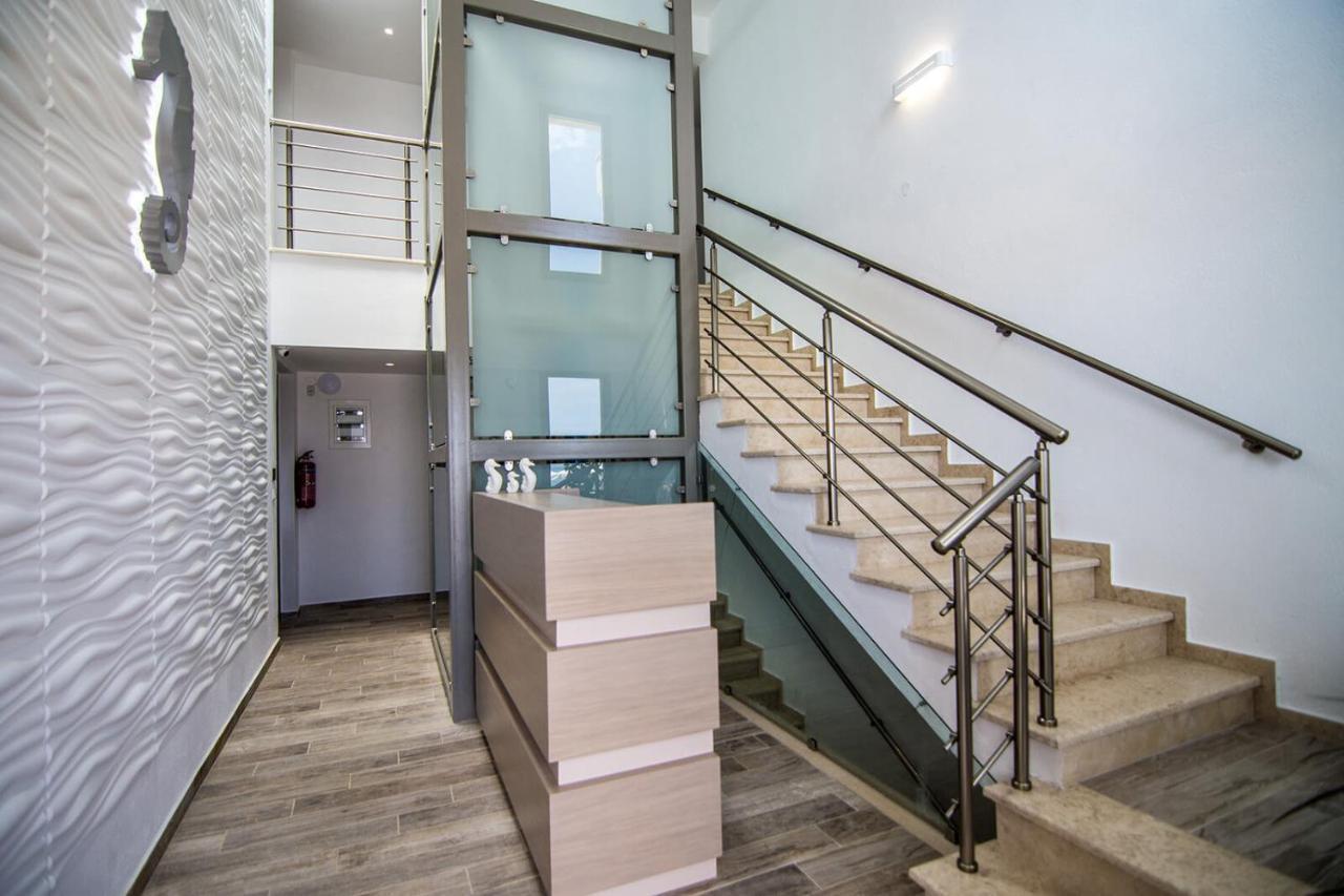 Ippokampos Holidays Apartment Nea Vrasna Exterior photo